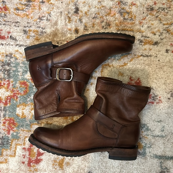 Frye Veronica Booties - Picture 8 of 15